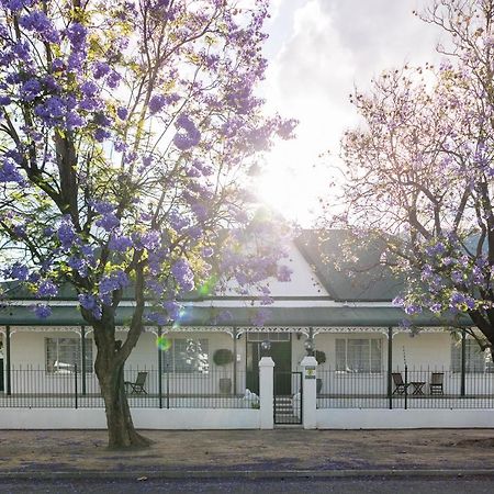 Victorian Square Guesthouse Graaff-Reinet Exterior foto