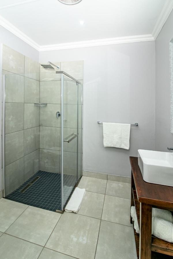 Victorian Square Guesthouse Graaff-Reinet Exterior foto